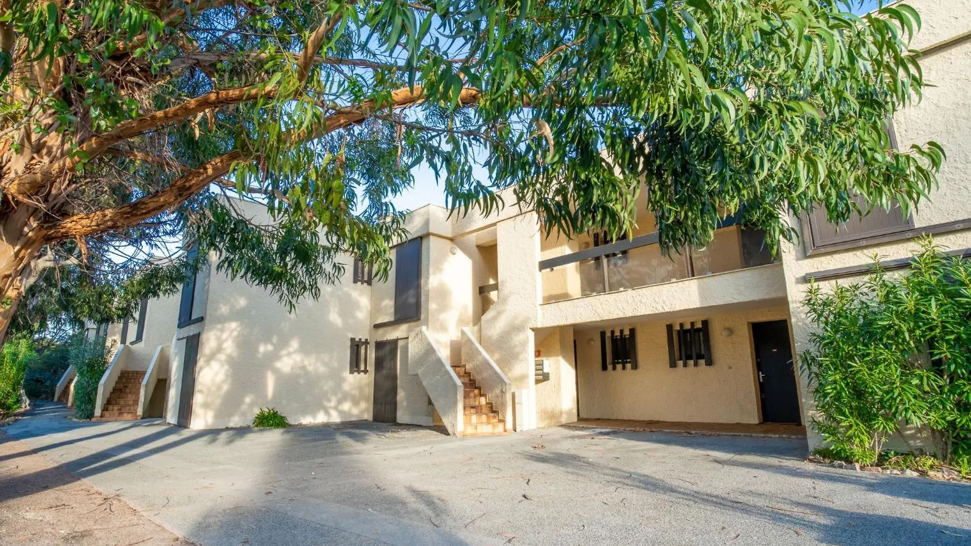 Apartment Les Louvans-1 By Interhome Saint Aygulf